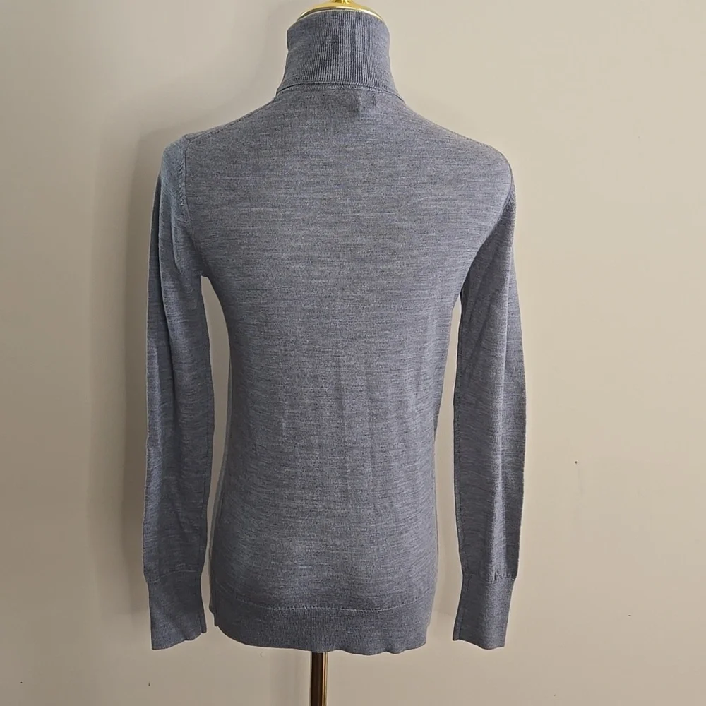 J. Crew Gray Merino Wool Turtleneck Sweater Classic‎ Preppy Wardrobe XS